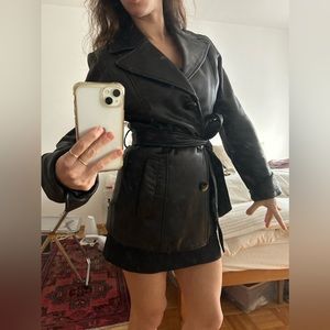 INCREDIBLE Ellen Tracy leather trench